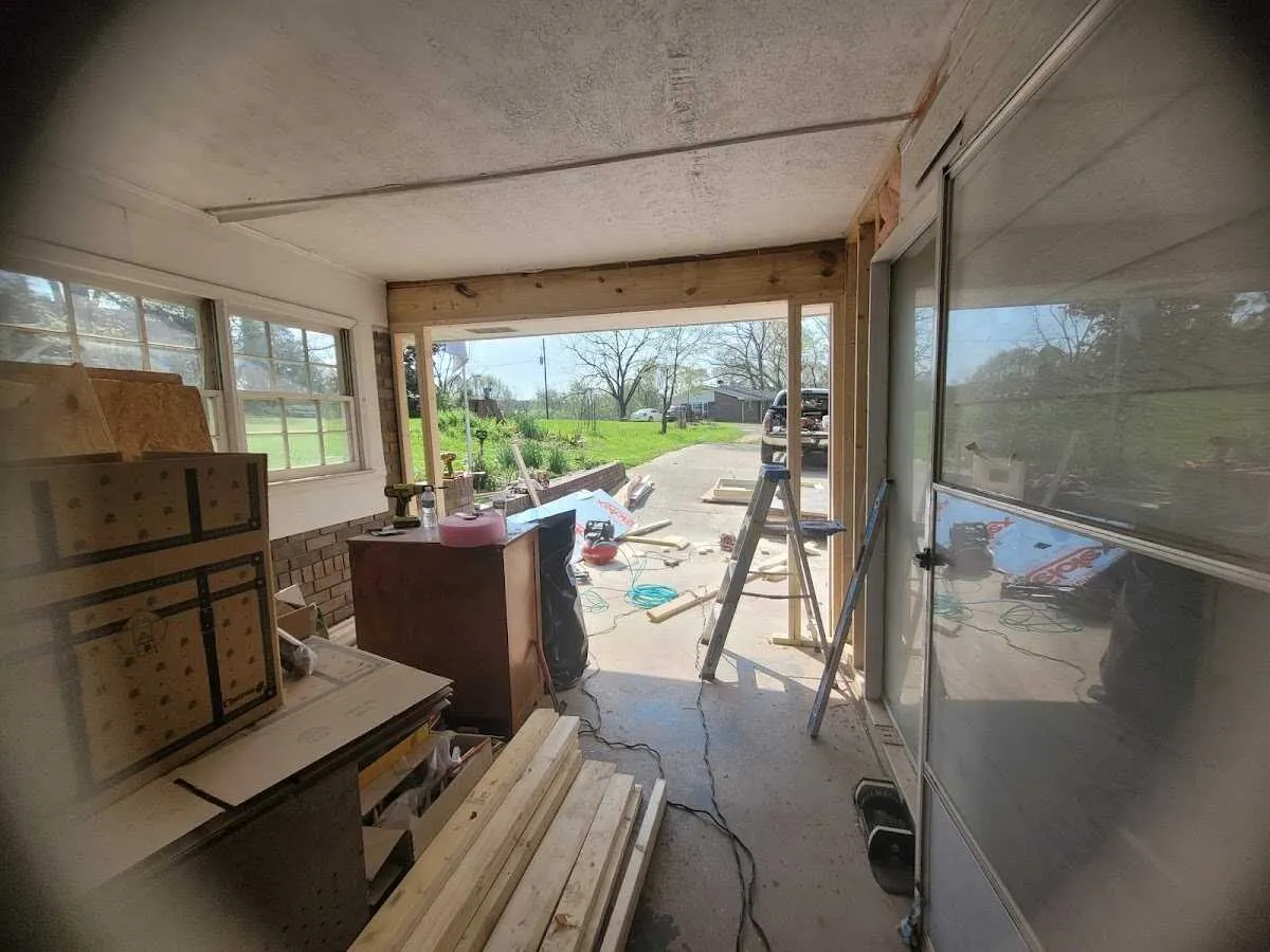 Air movers and dehumidifier for Water Mitigation Services in Siler City